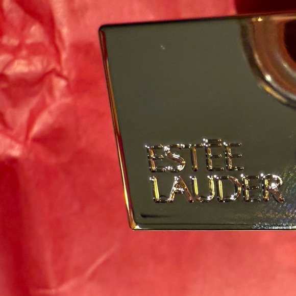 Estee Lauder Limited Edition Red Ribbon Lipstick - Picture 3 of 4